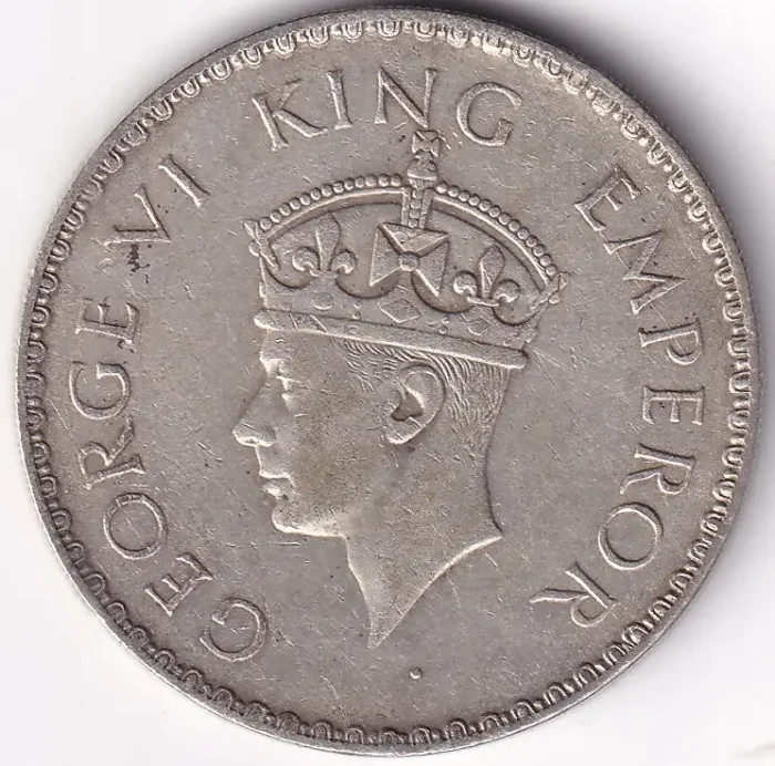 One Rupee 1940 George VI Bombay Mint Silver Coin - Image 2