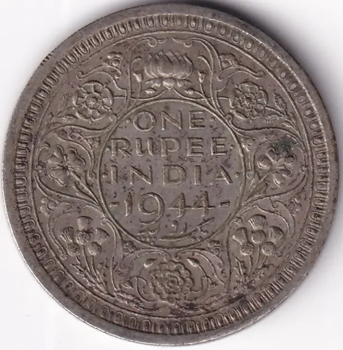 One Rupee of 1944 of British India Lahore Mint Silver Coin - Image 1