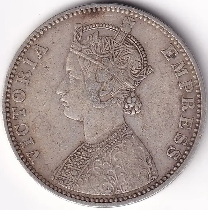 British India 1 Rupee 1900 Victoria Silver Coin - Image 2