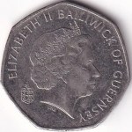 Guernsey 50 Pence 2003 Elizabeth II Bailiwick of Guernsey Issue Coin - Image 2