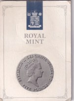 Queen Mother Birthday 5 Pounds Royal Mint Special Issue Unc Coin - Image 2